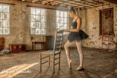 Ballerina - Stretching