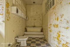 Blue bathroom - Not so blue bathroom