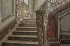 château artillery - Magnificent stairs -1