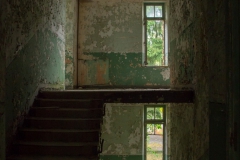 Composé militaire - Dark Stairwell